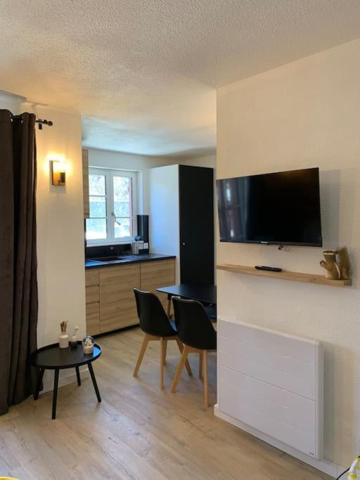 "La Cle Doree" Appartement Balcon Ensoleille Vue Montagne Wifi Каутерец Екстериор снимка